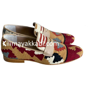 Kilim Kadın Aykakbbı-A